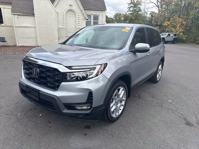 Used 2024 Honda Passport EX-L image 3