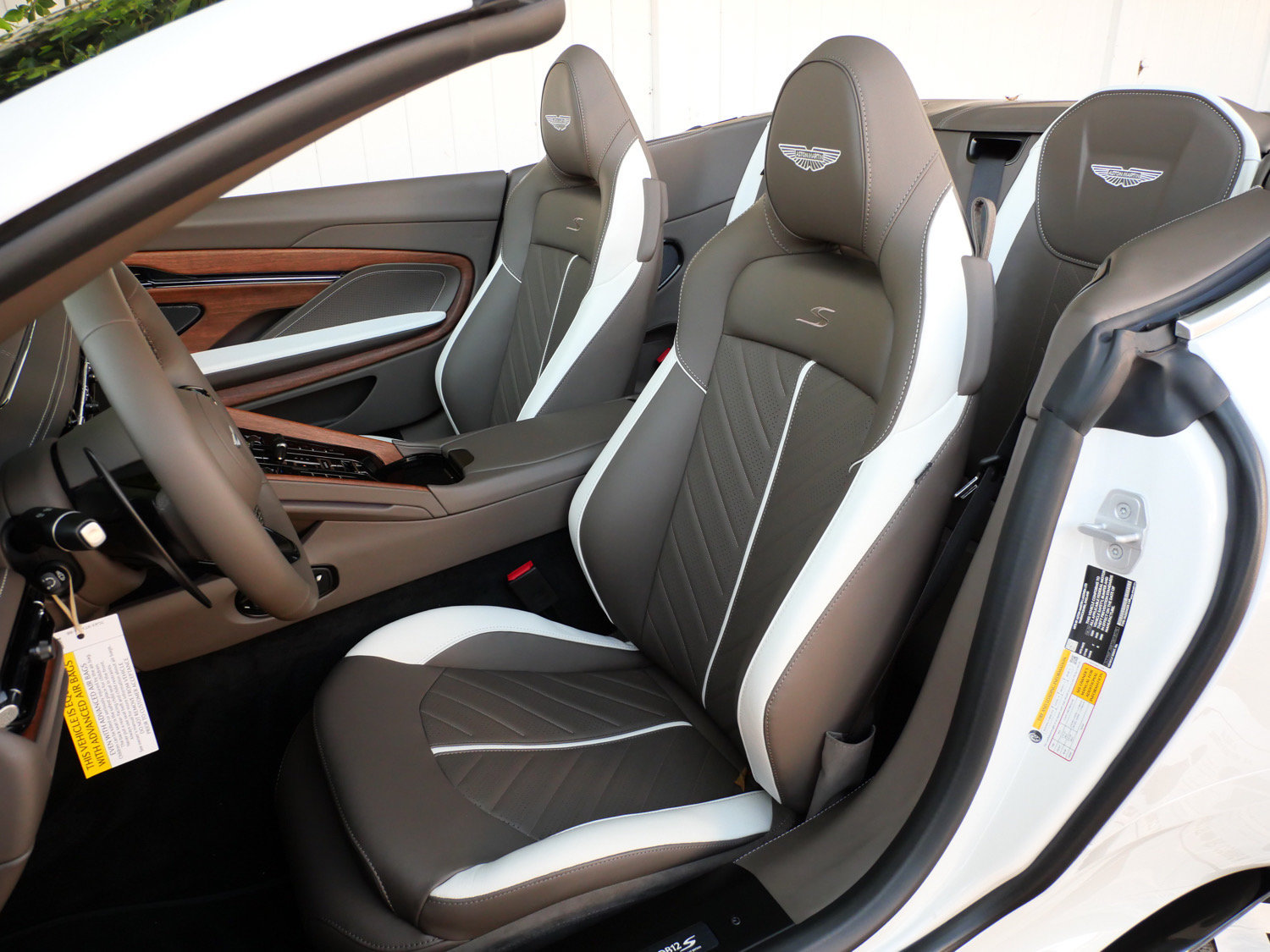 New 2026 Aston Martin DB12 Convertible RWD image 22