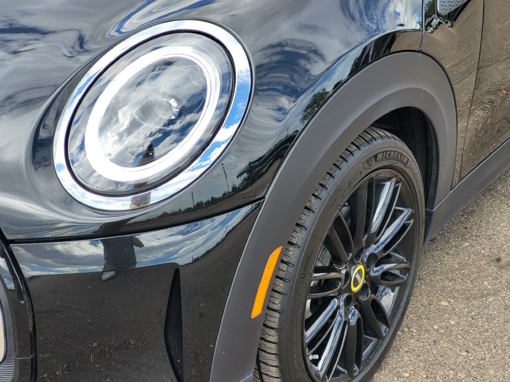 Used 2024 MINI Cooper SE FWD image 8