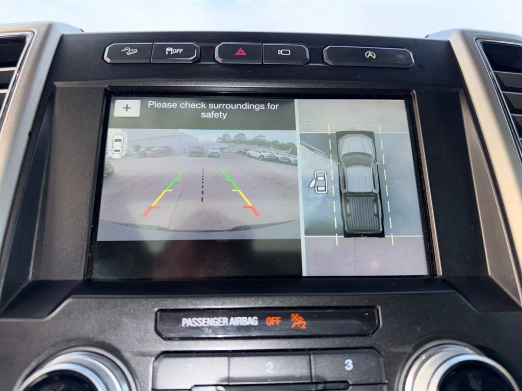 Used 2018 Ford F150 Platinum w/ Equipment Group 701A Luxury image 24