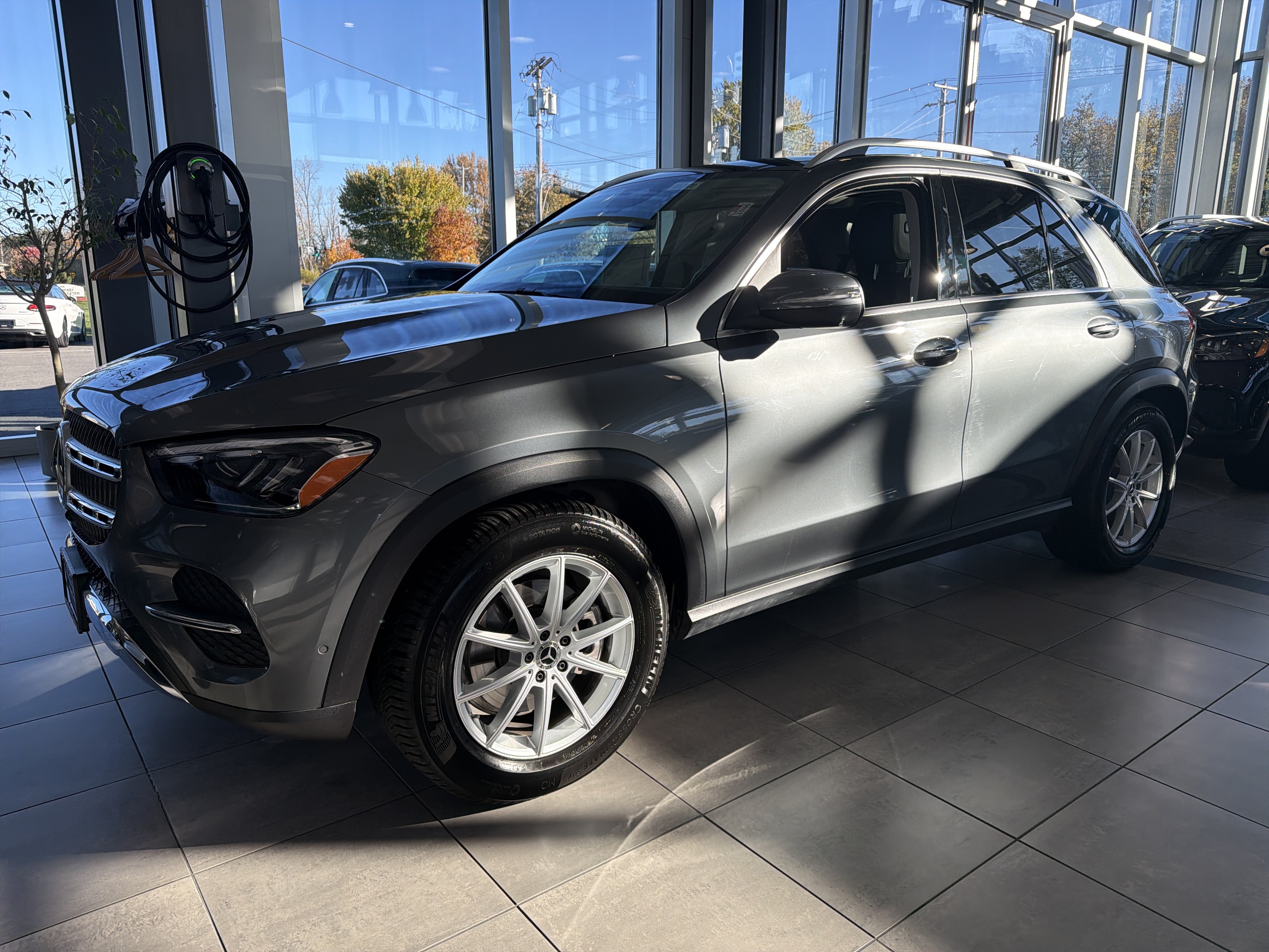 Used 2026 Mercedes-Benz GLE 350 4MATIC image 4
