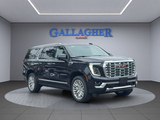 New 2025 GMC Yukon XL Denali w/ Sun & Power Step Package