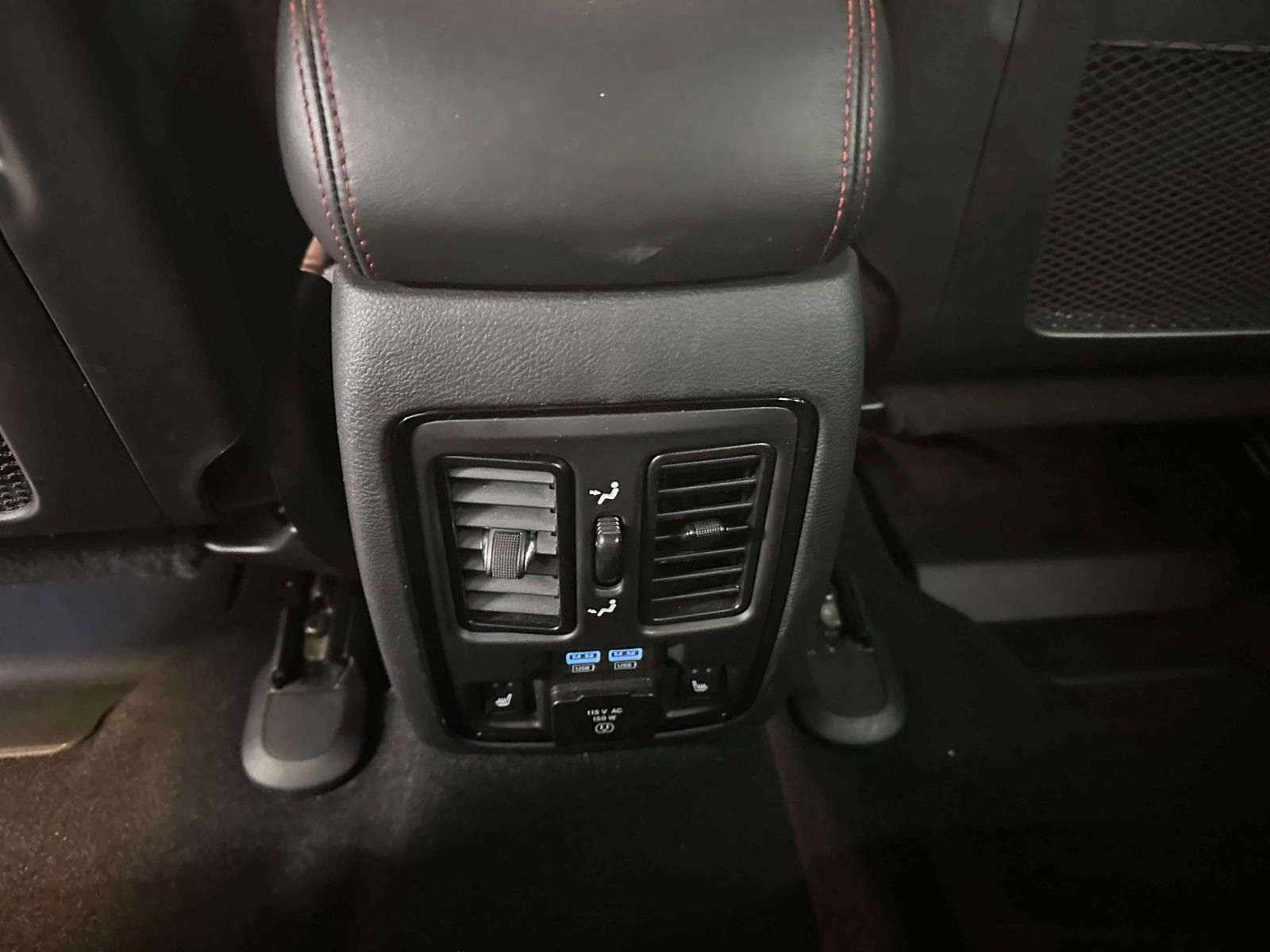 Used 2024 Dodge Durango GT image 11