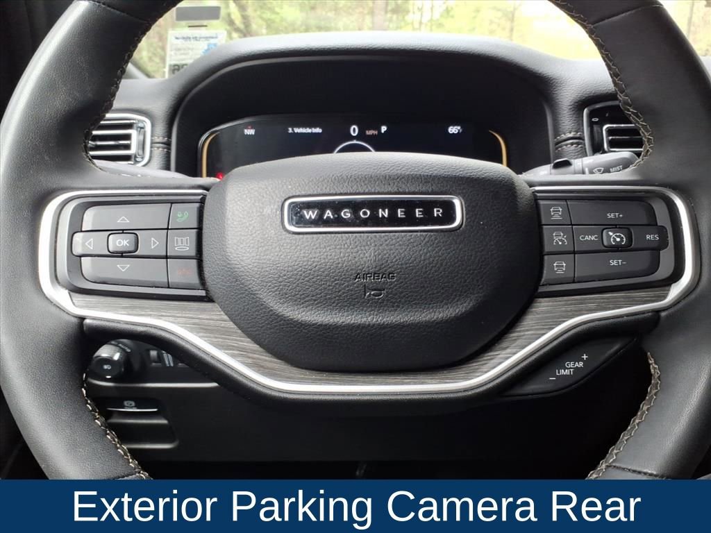 Used 2024 Jeep Wagoneer Series III AWD/4WD image 12