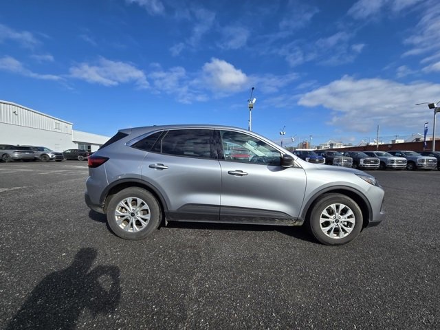 Used 2024 Ford Escape Active image 3