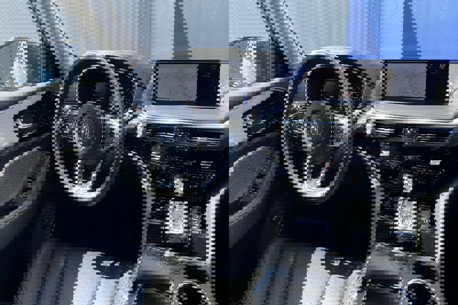 Certified 2023 Acura MDX SH-AWD w/ Technology Package image 4