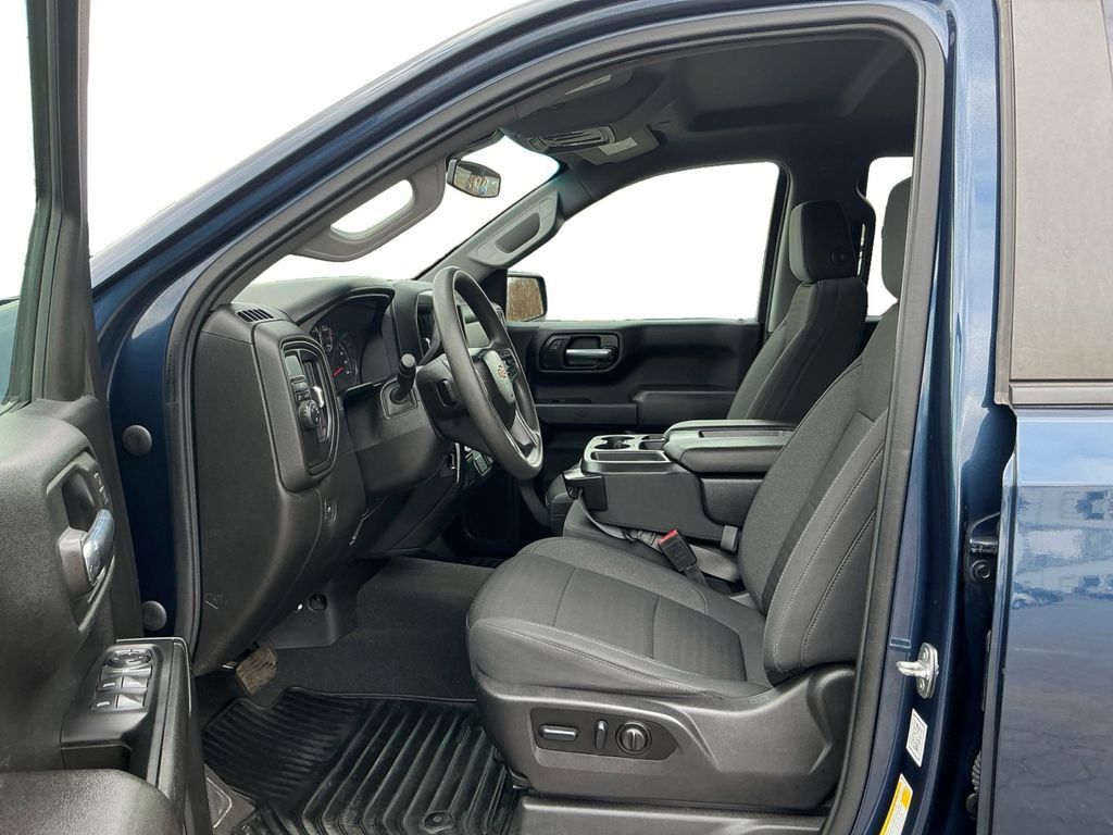 Used 2022 Chevrolet Silverado 1500 Custom w/ Safety Confidence Package RWD image 14