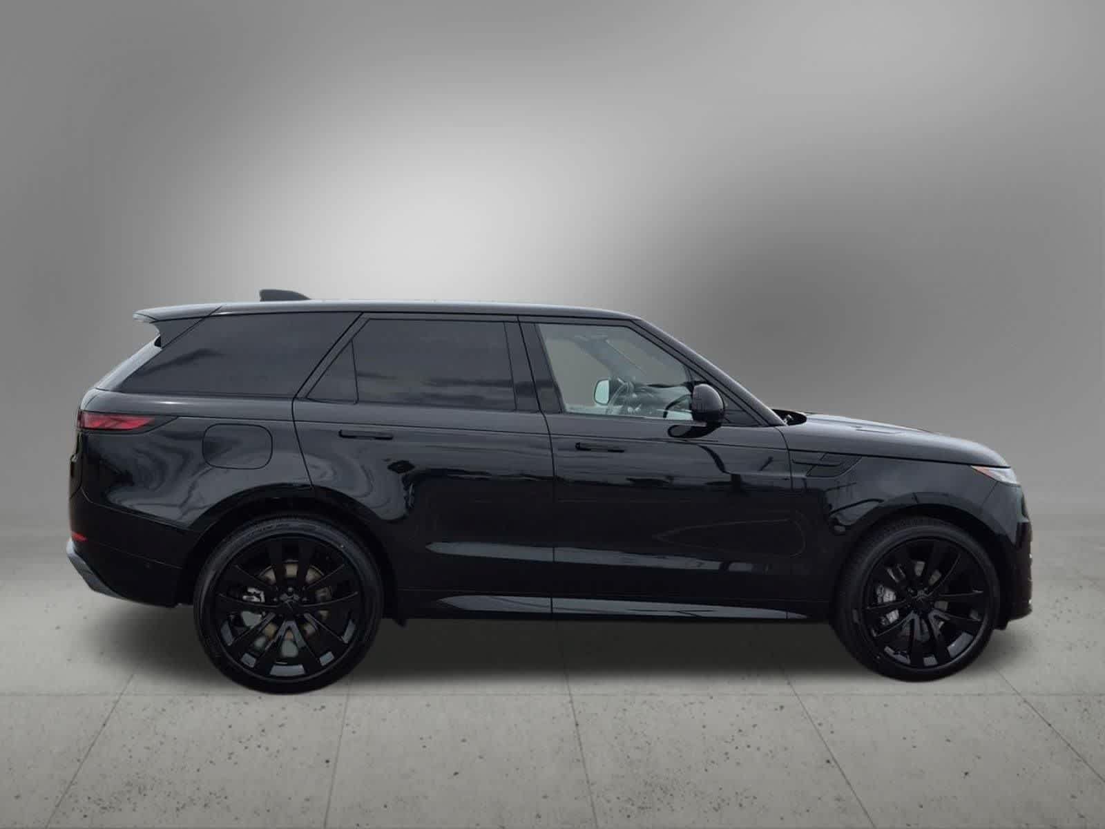 New 2027 Land Rover Range Rover Sport Dynamic SE AWD/4WD image 7