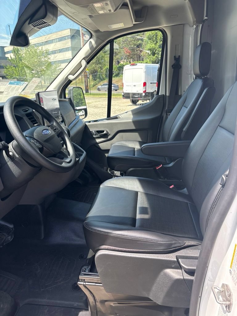 New 2026 Ford Transit 350 Low Roof DRW w/ Exterior Upgrade Package RWD image 25