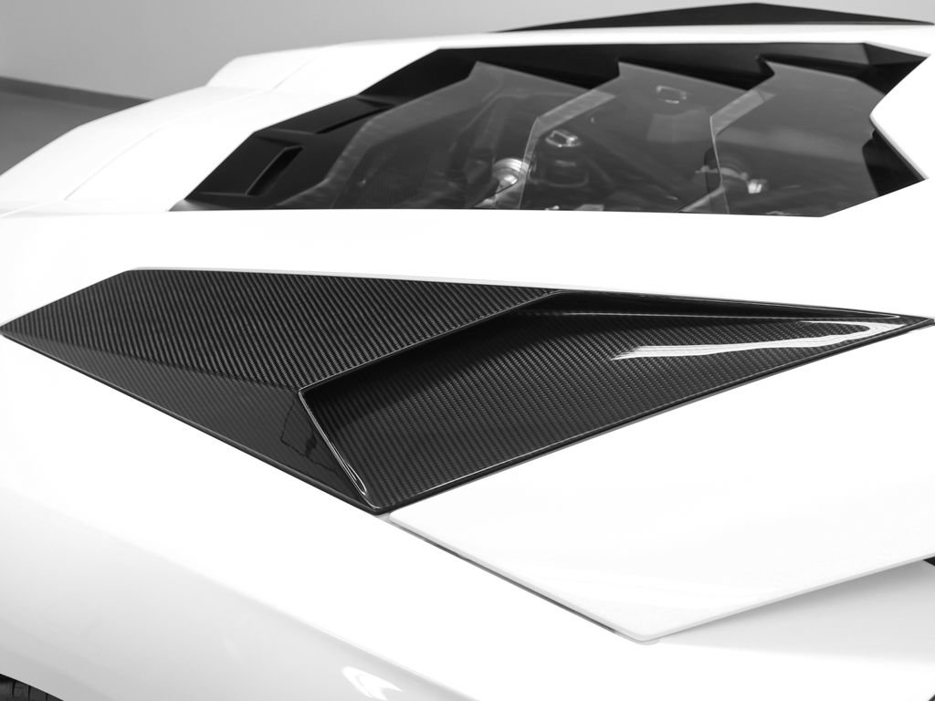Used 2014 Lamborghini Aventador LP 700-4 image 40
