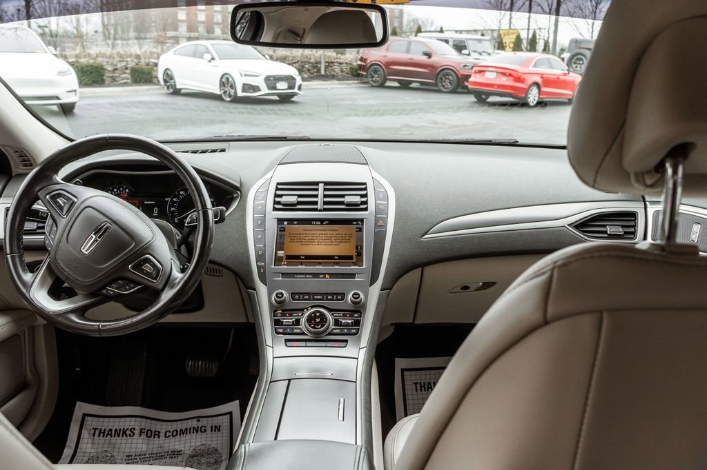 Used 2019 Lincoln MKZ Premiere image 12