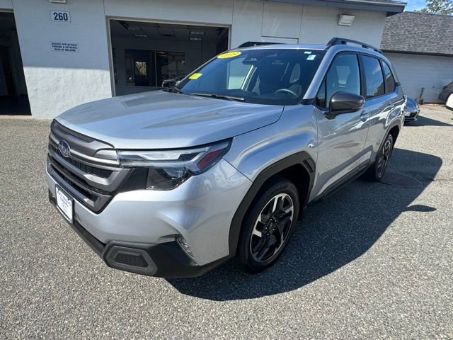 Used 2025 Subaru Forester Limited image 7