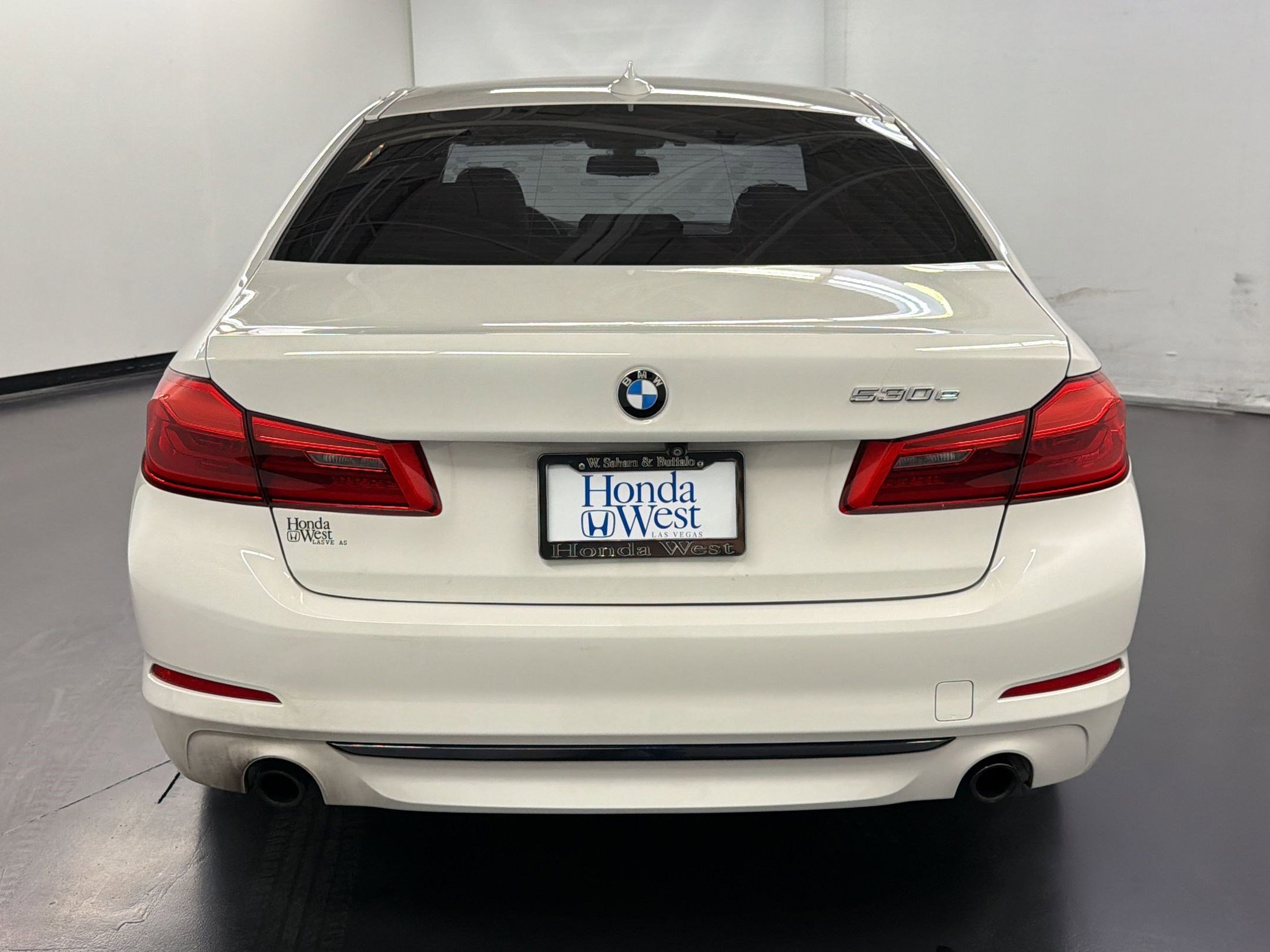 Used 2018 BMW 530e xDrive 530e xDrive iPerformance image 10