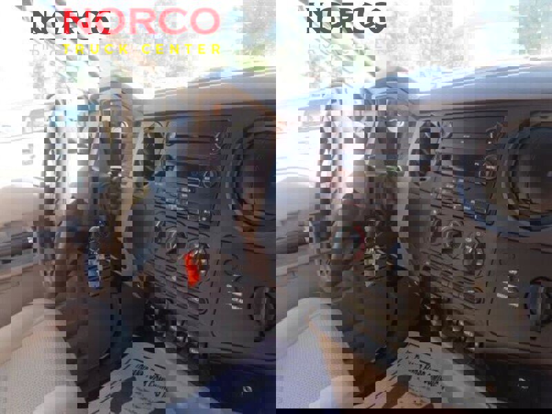 Used 2008 Ford F550 2WD Super Cab Super Duty image 11