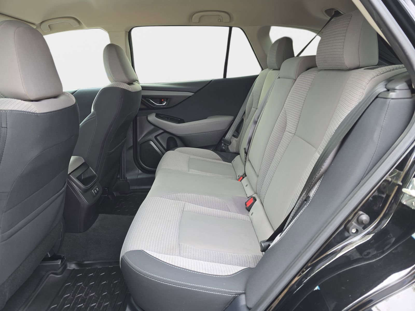 Used 2020 Subaru Outback Premium AWD/4WD image 16