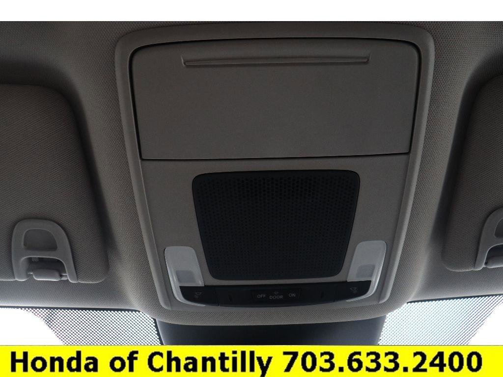 Certified 2025 Honda Pilot EX-L image 19