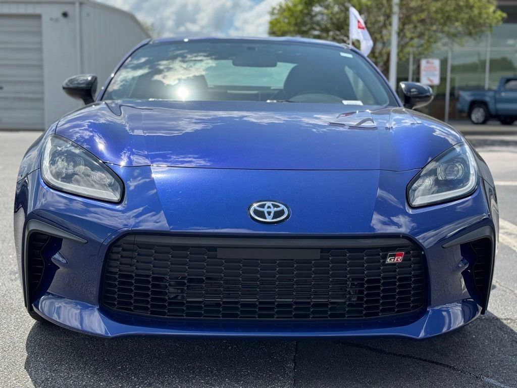Used 2024 Toyota GR86 Premium image 4