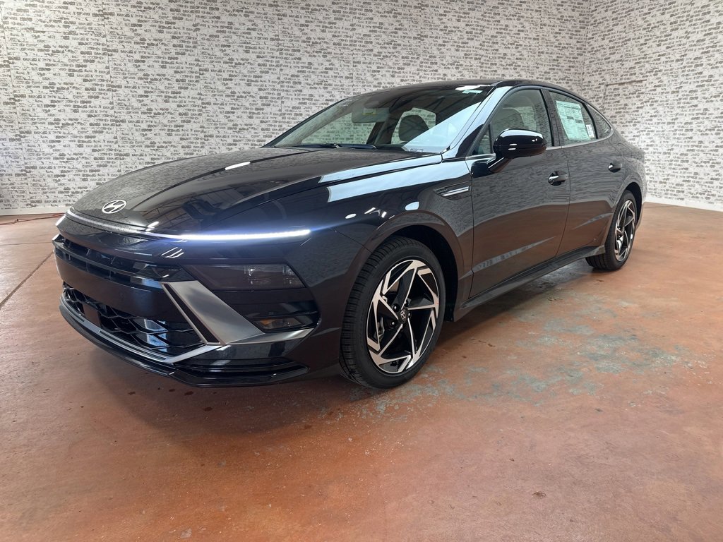 New 2026 Hyundai Sonata SEL image 3