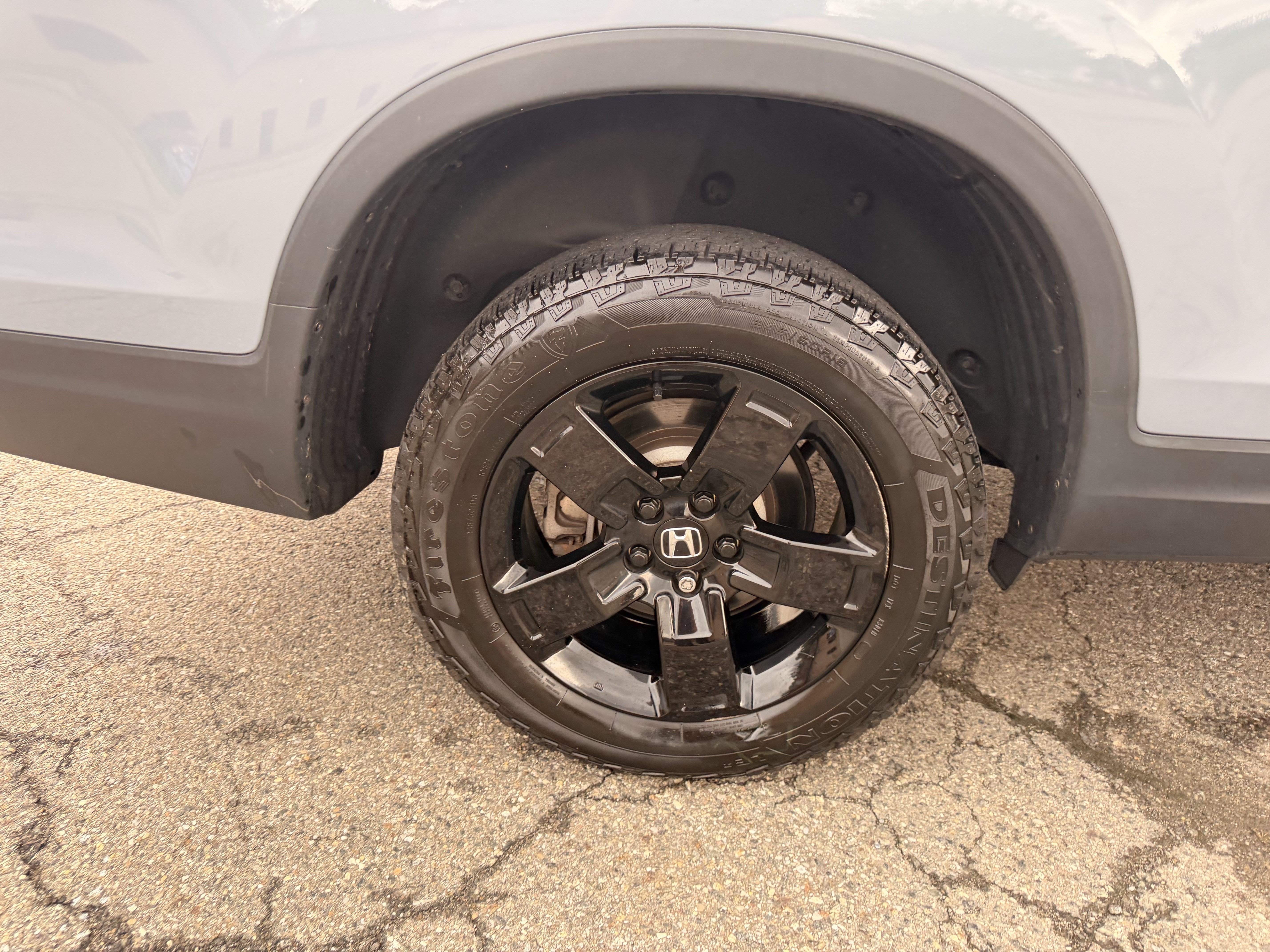Used 2025 Honda Ridgeline Black Edition image 8