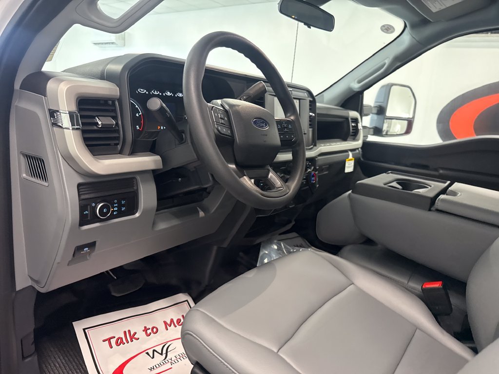 New 2027 Ford F350 XL w/ XL Chrome Package AWD/4WD image 12