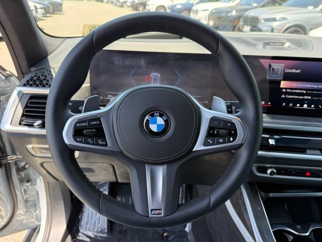 Used 2026 BMW X7 xDrive40i w/ M Sport Package AWD/4WD image 22