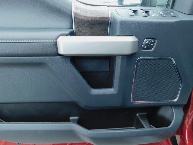 Used 2022 Ford F250 Lariat w/ Chrome Package image 27