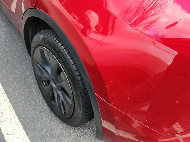 Used 2024 Tesla Model Y Long Range image 10