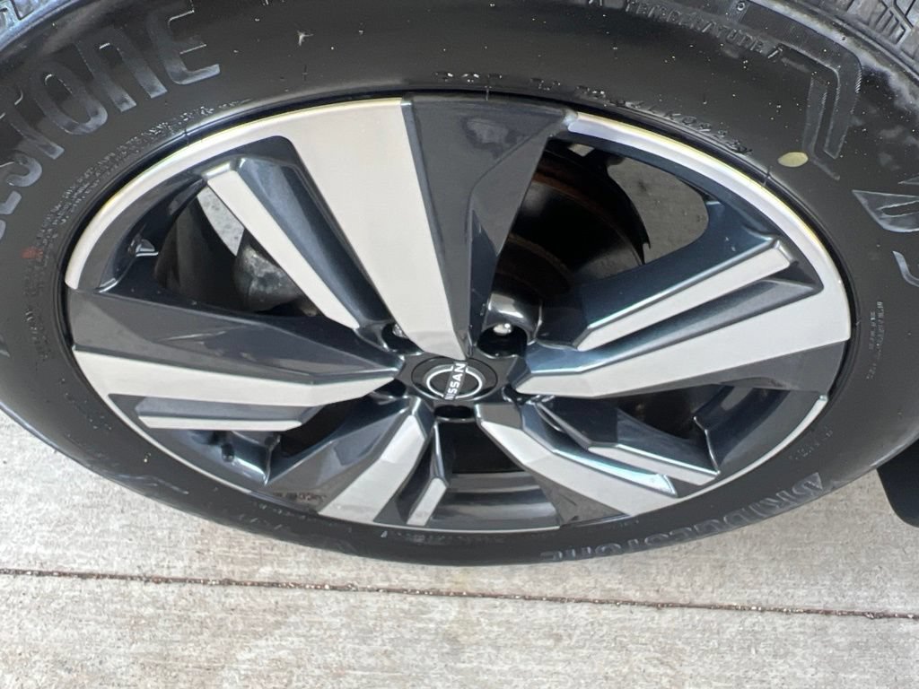 Certified 2023 Nissan Rogue SL AWD/4WD image 43