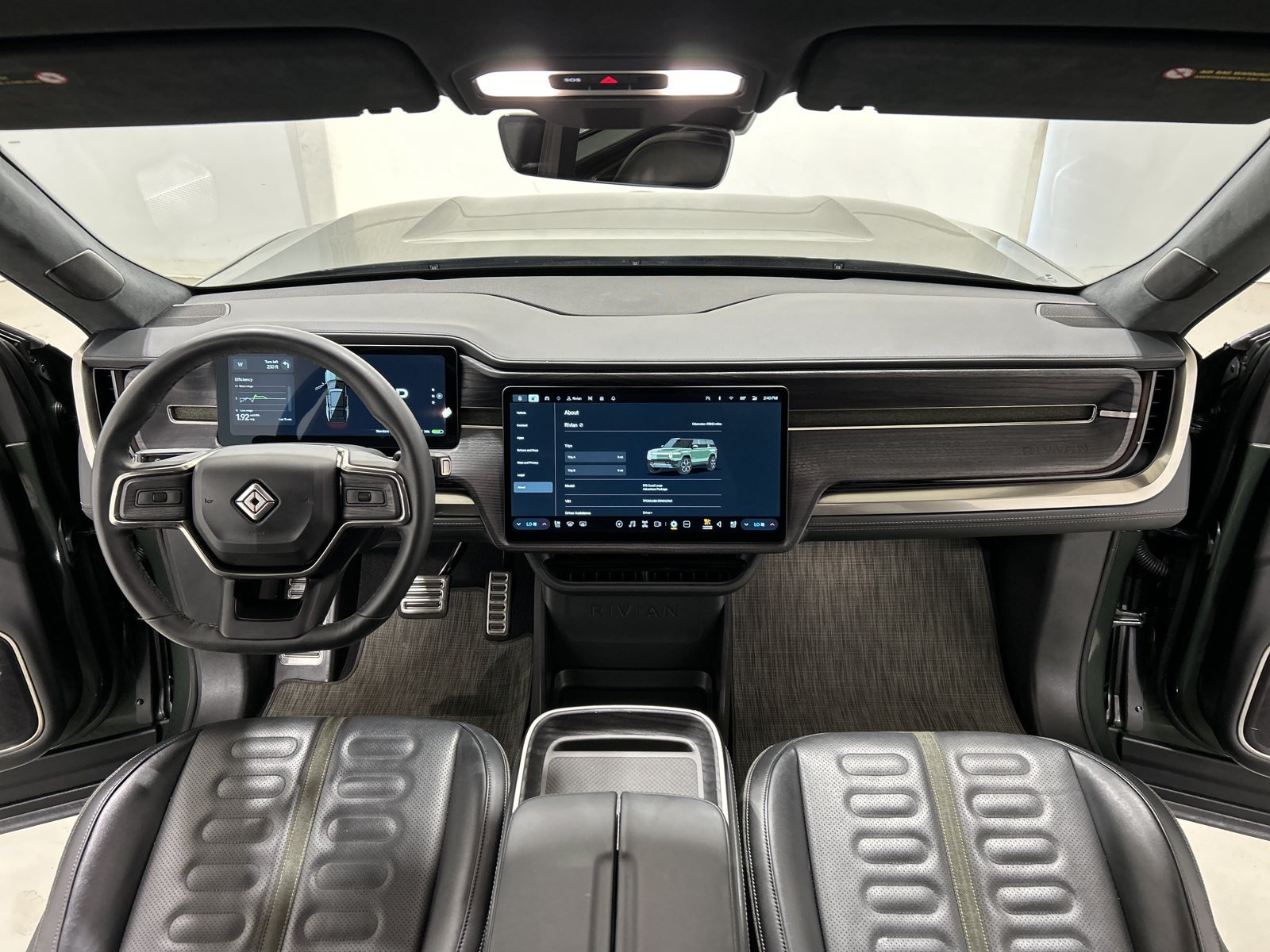 Used 2024 Rivian R1S Adventure Quad AWD/4WD image 27
