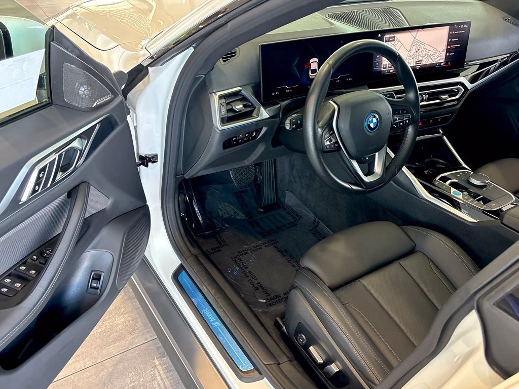Used 2023 BMW i4 eDrive40 w/ Premium Package RWD image 13