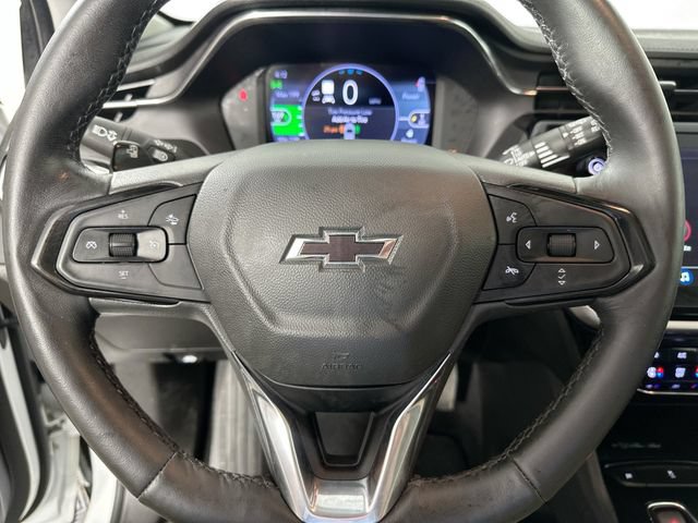Used 2023 Chevrolet Bolt EUV Premier w/ Sun & Sound Package FWD image 22