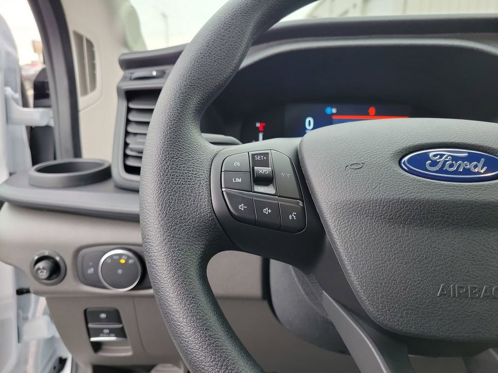 New 2025 Ford Transit 250 148 Medium Roof image 25
