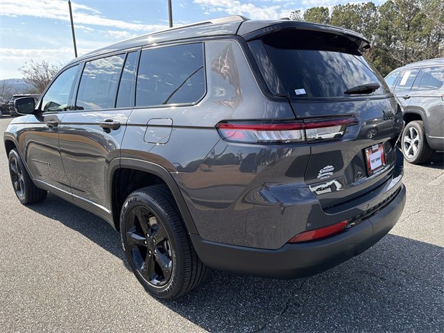 New 2025 Jeep Grand Cherokee L Altitude image 7