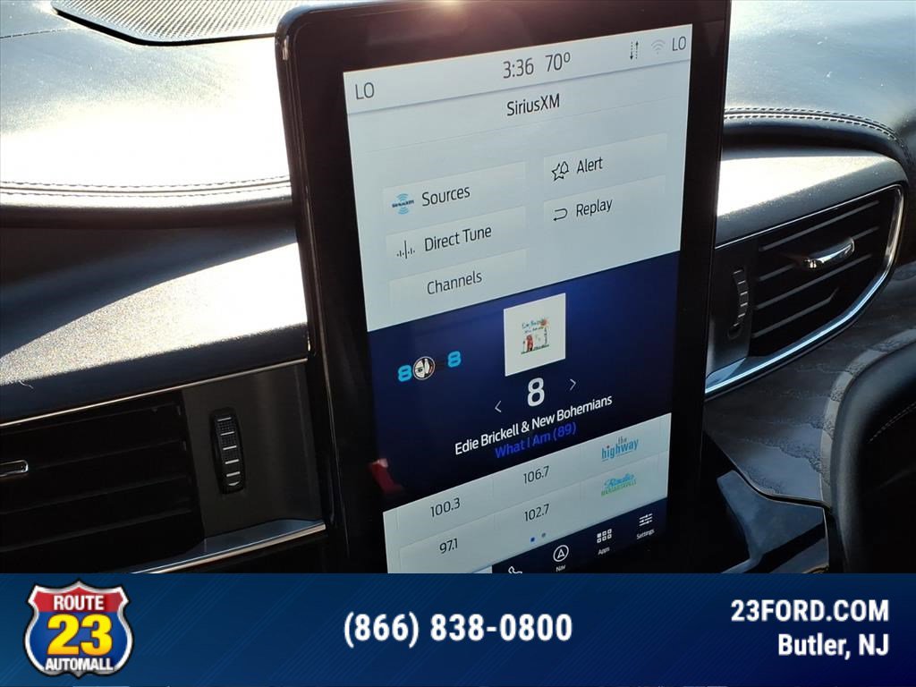 Certified 2022 Ford Explorer Platinum w/ Equipment Group 601A image 18