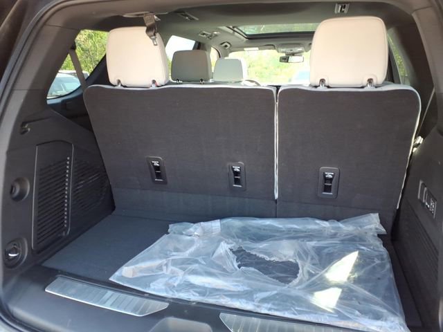 Used 2025 Chevrolet Tahoe Premier w/ Sun And Tow Package AWD/4WD image 24