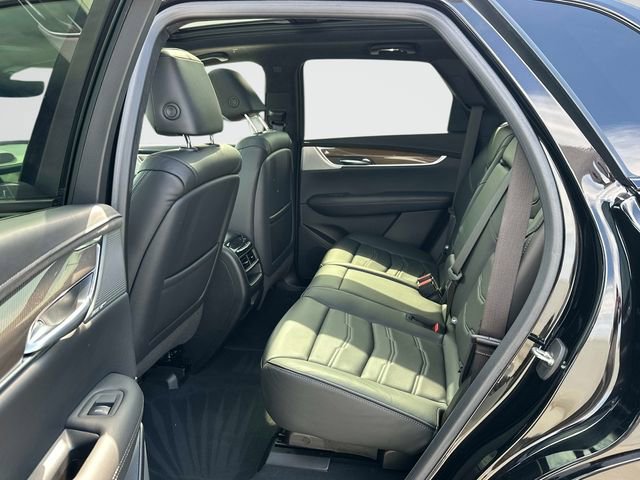 Certified 2023 Cadillac XT5 Sportv w/ Platinum Package image 17