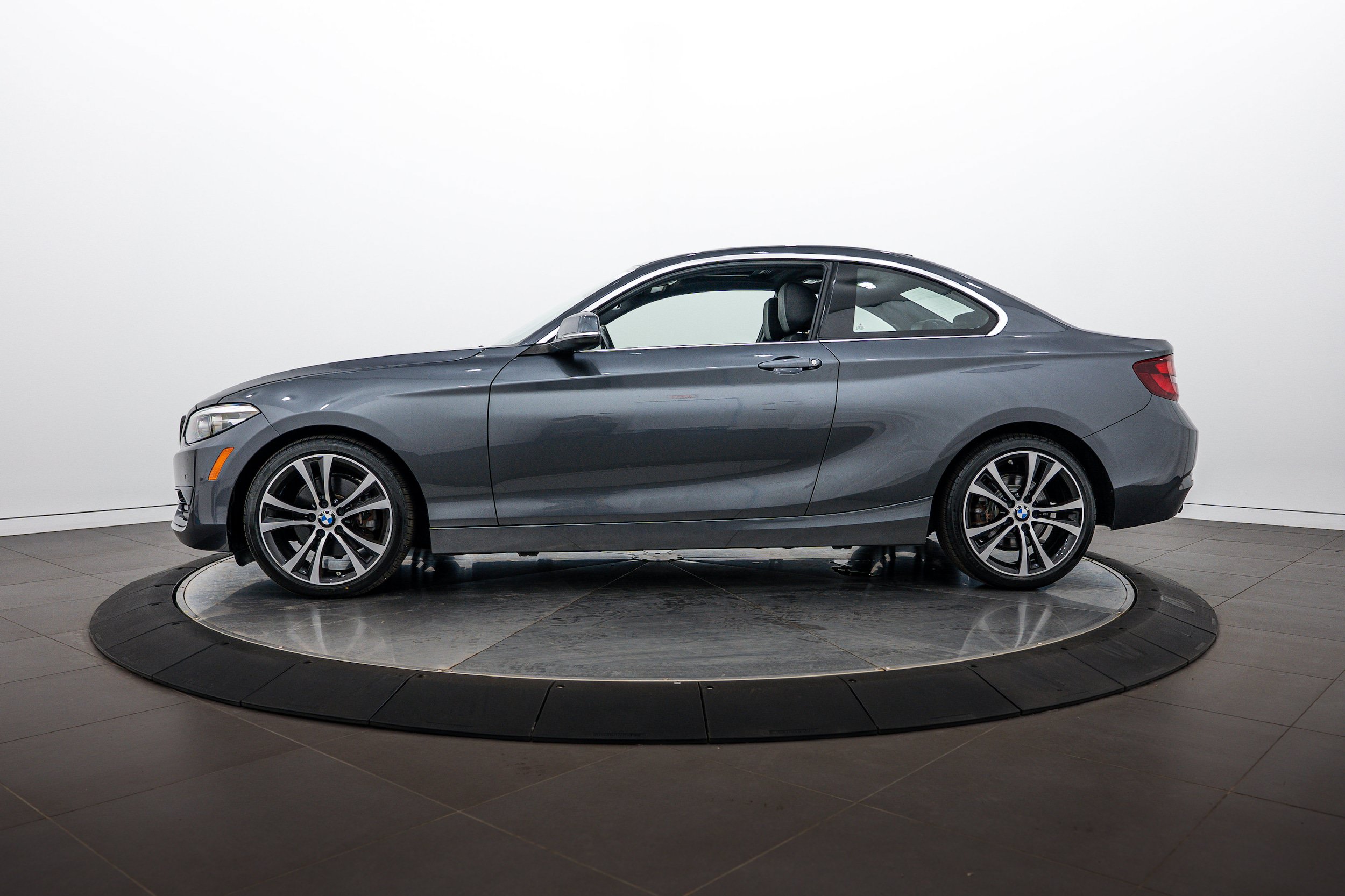 Used 2020 BMW 230i xDrive Coupe w/ Premium Package AWD/4WD image 6