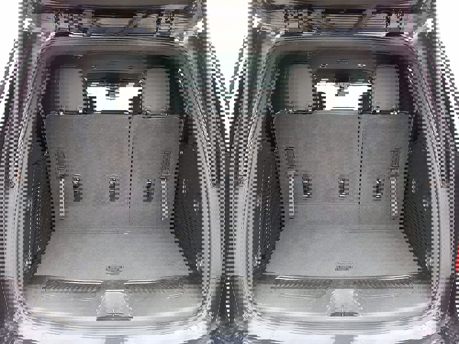 Used 2024 Chevrolet Tahoe LT image 31