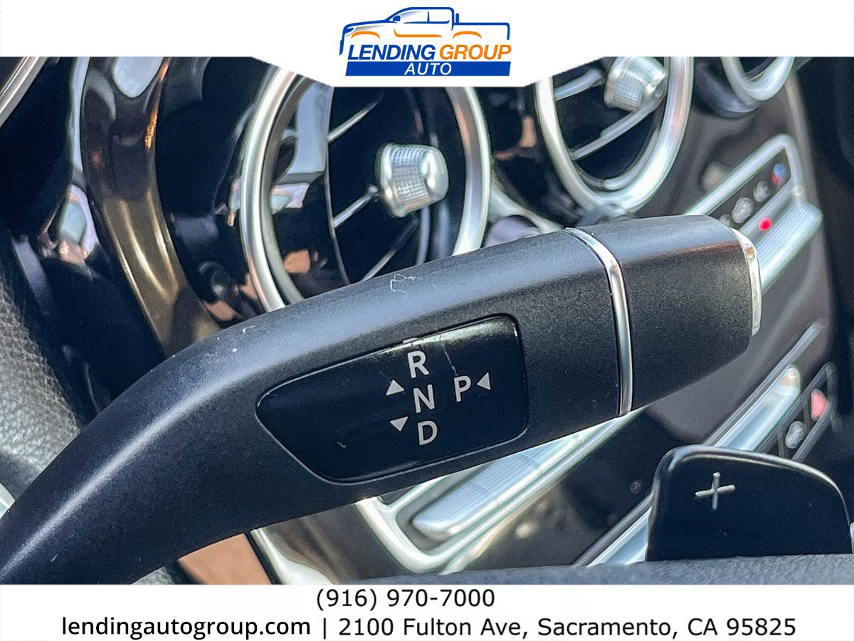 Used 2015 Mercedes-Benz C 300 4MATIC Sedan image 18