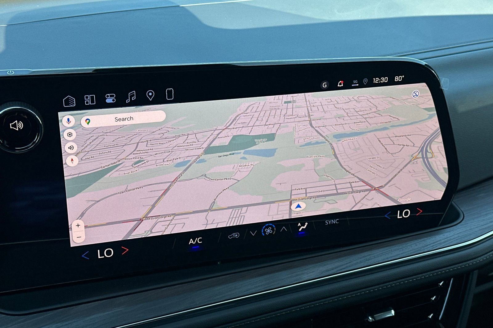 New 2026 Chevrolet Suburban LS w/ LPO, Dark Essentials Package image 20