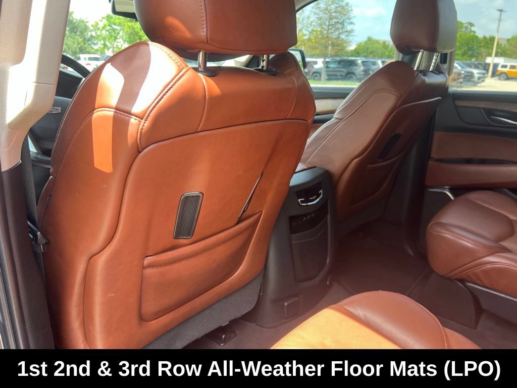 Used 2020 Cadillac Escalade Premium Luxury w/ LPO, Radiant Package RWD image 31