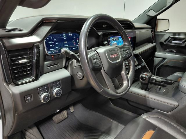Used 2022 GMC Sierra 1500 AT4 w/ AT4 Premium Package AWD/4WD image 32