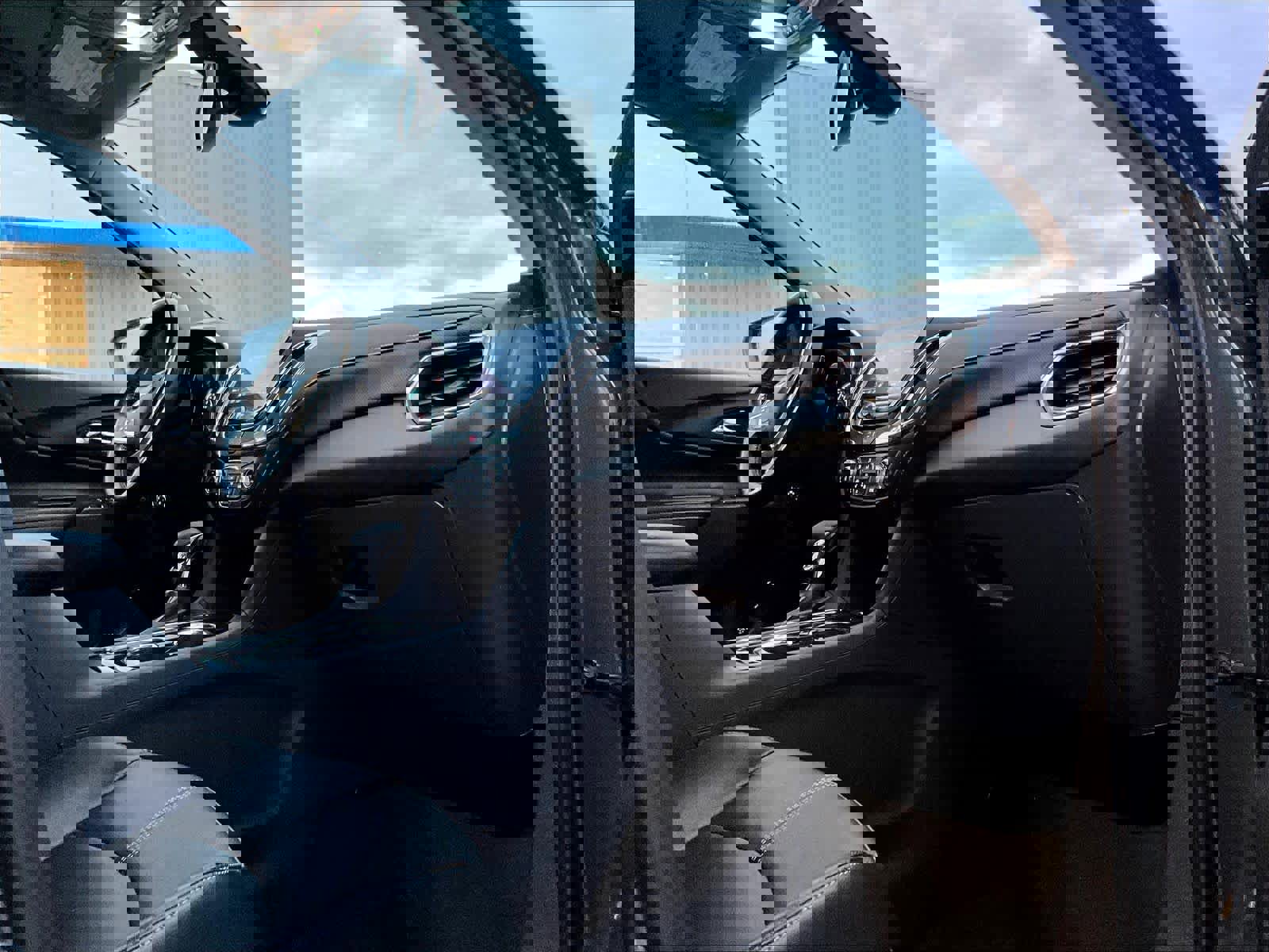 Certified 2022 Chevrolet Equinox Premier image 14