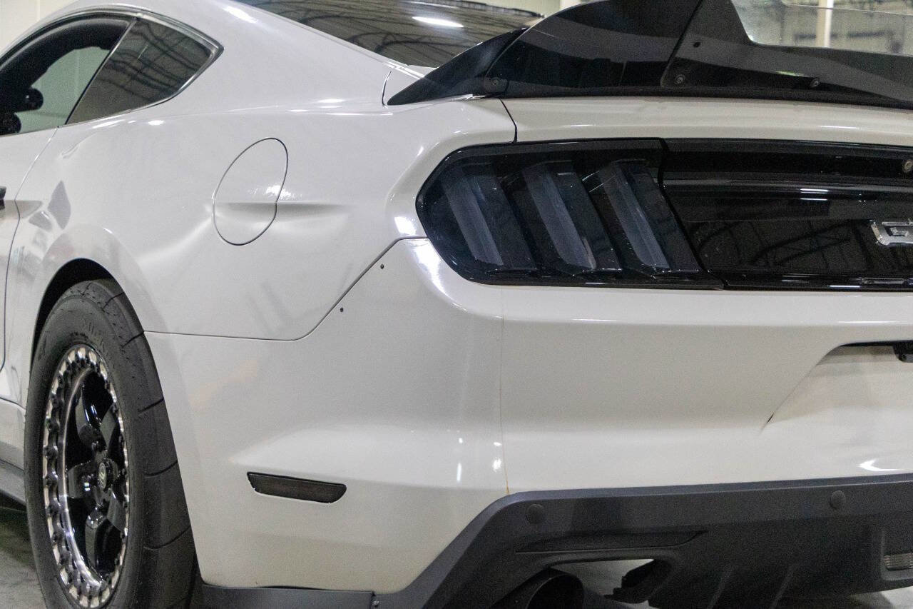 Used 2016 Ford Mustang GT RWD image 25