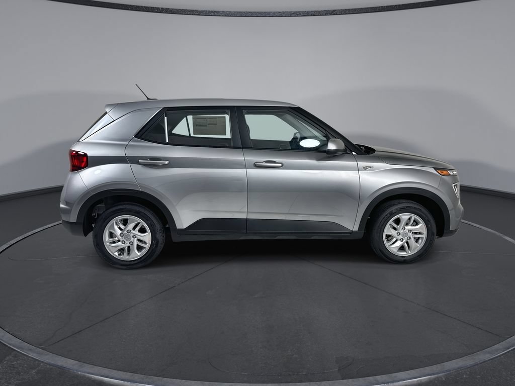 New 2026 Hyundai Venue SE FWD image 9