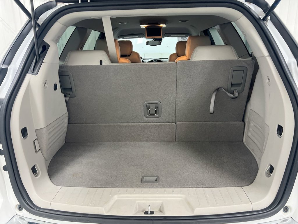 Used 2017 Buick Enclave Premium AWD/4WD image 25