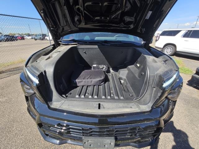 Used 2024 Chevrolet Silverado EV RST AWD/4WD image 12
