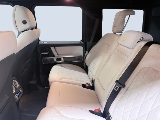 New 2027 Mercedes-Benz G 63 AMG 4MATIC image 7