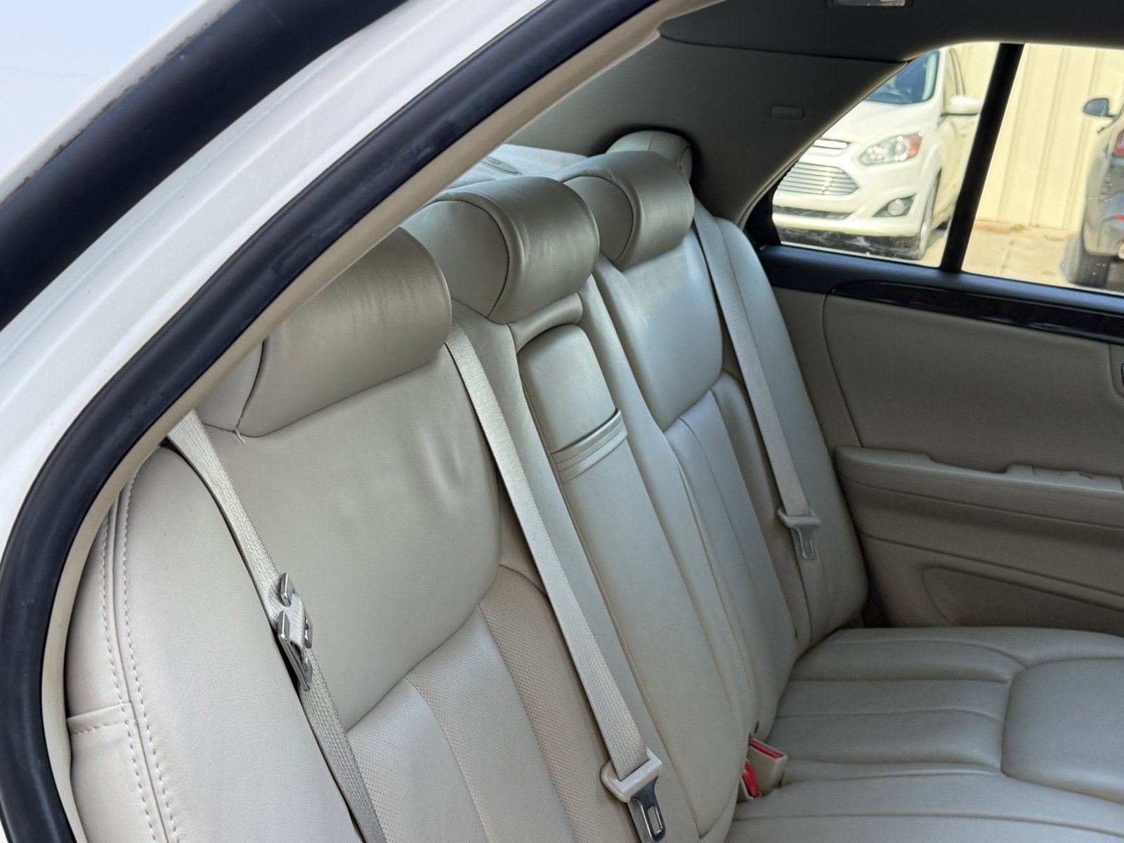 Used 2008 Cadillac DTS FWD image 27