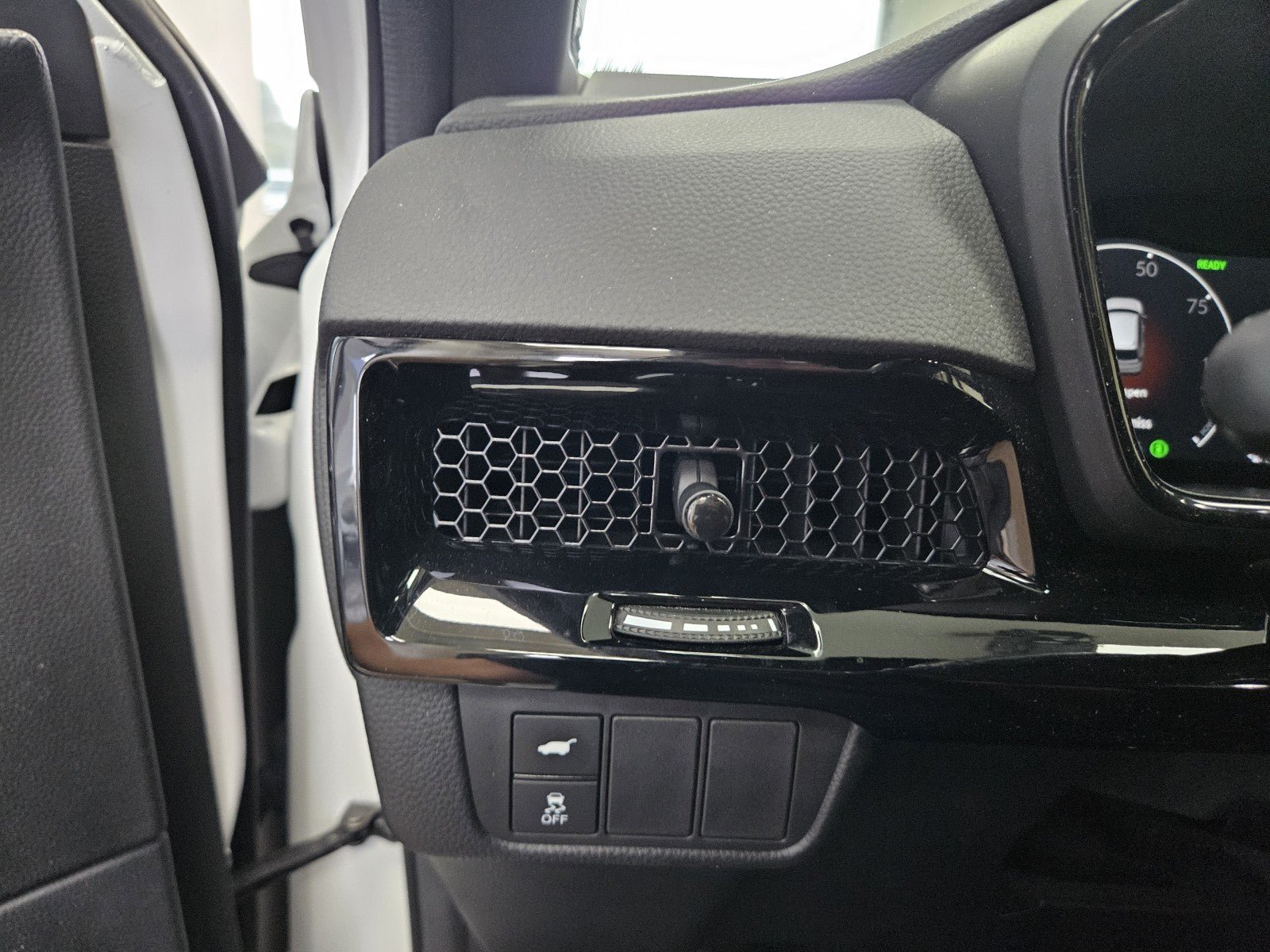 Used 2024 Honda CR-V Sport Touring image 28